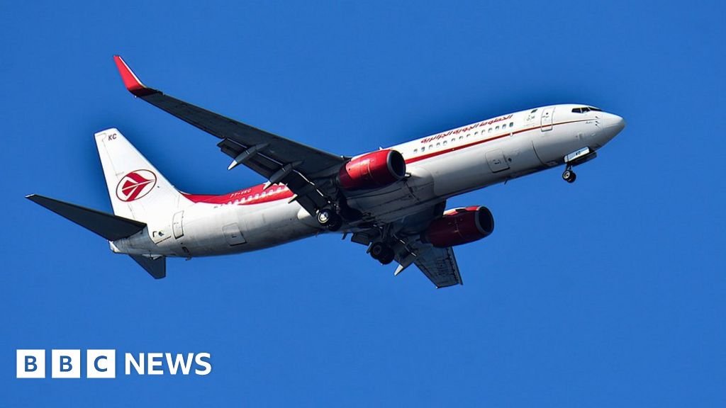 Plane stowaway in serious condition in France