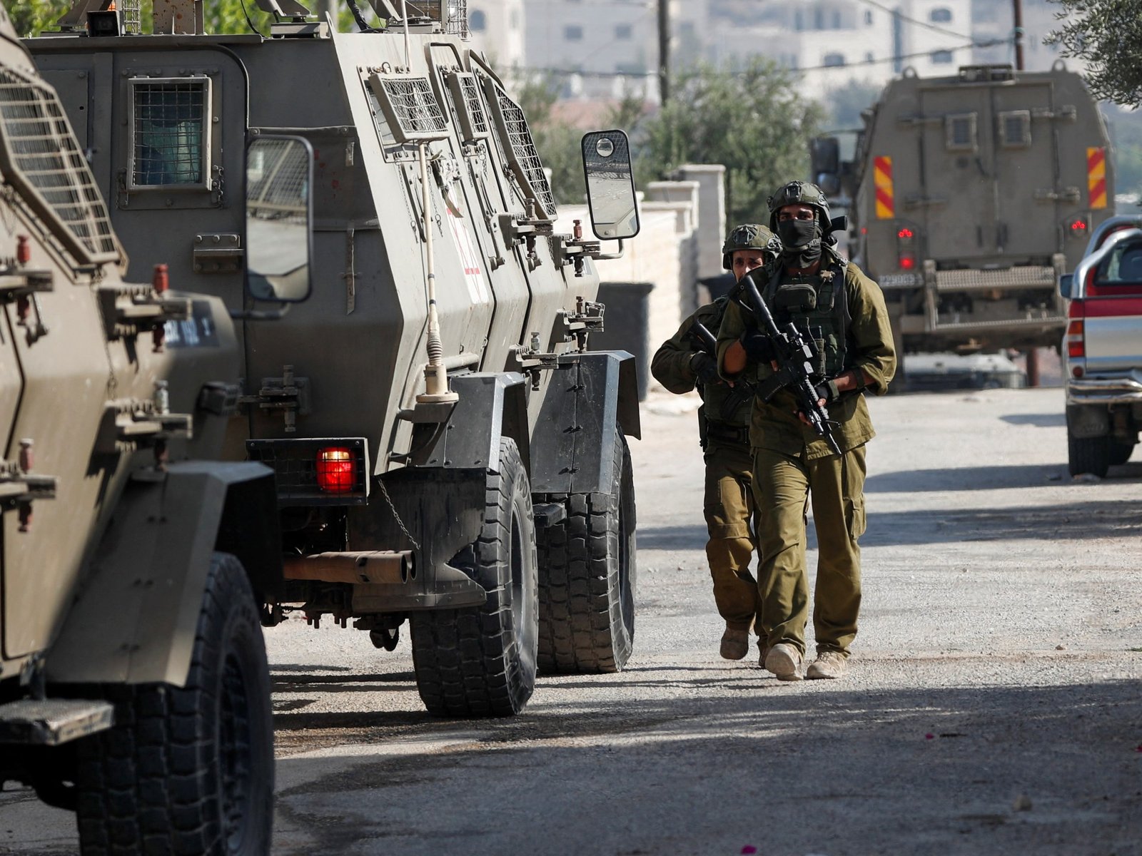 Unparalleled Israeli army raids Ramallah more occupied West Bank cities | Israel Palestine conflict News