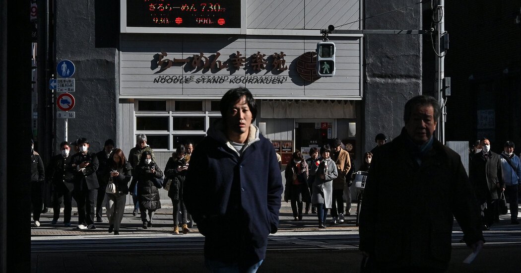 As China’s Markets Stumble, Japan Rises Toward Record