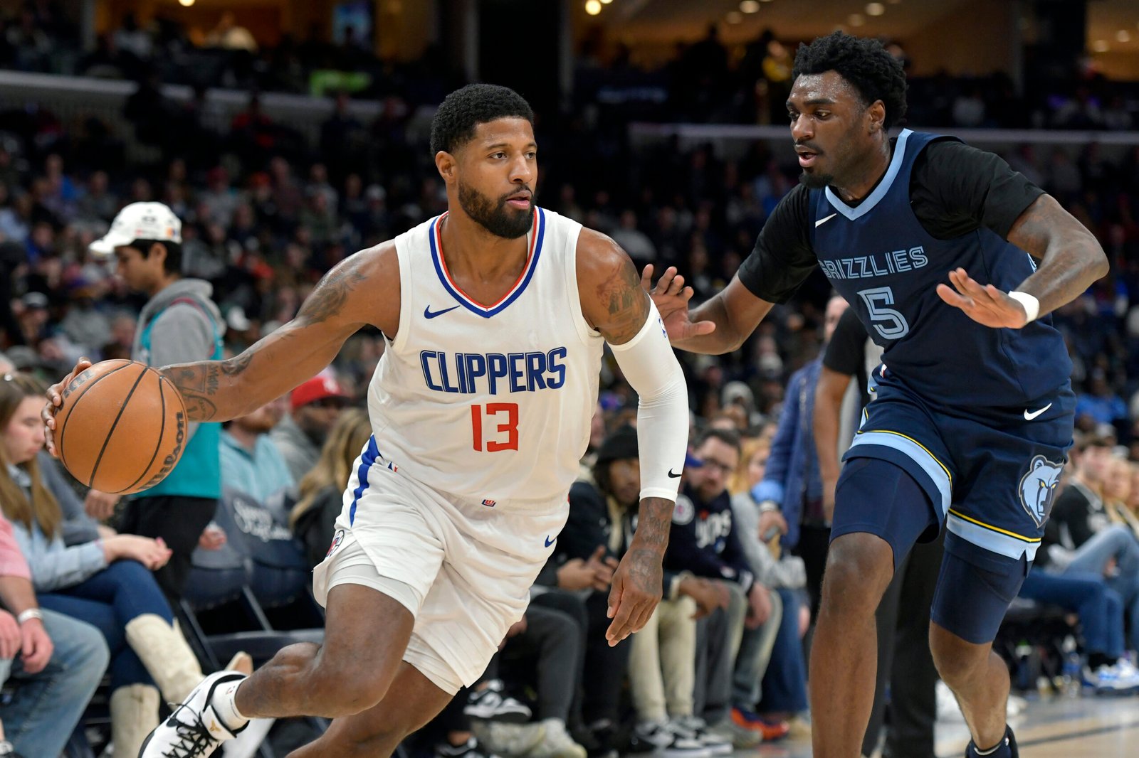 Clippers, led by Paul George, turn back Grizzlies