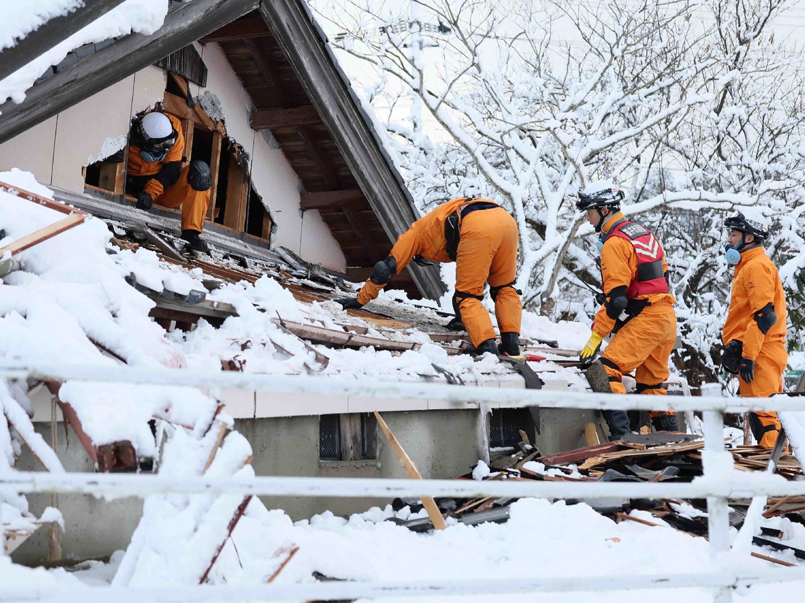 Death toll from Japanese quake jumps to 161 as snow hinders relief efforts | Earthquakes News