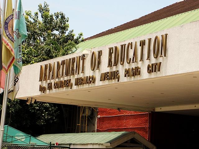 DepEd Teachers training for rollout of revised K 10 curriculum to start this week