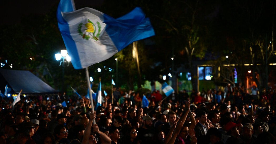 Guatemala’s New President Is Sworn In, Despite Efforts to Stop Him