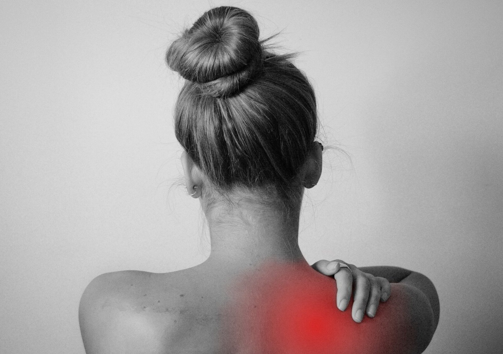 No benefit of physiotherapy over general advice after dislocated shoulder: Clinical trial