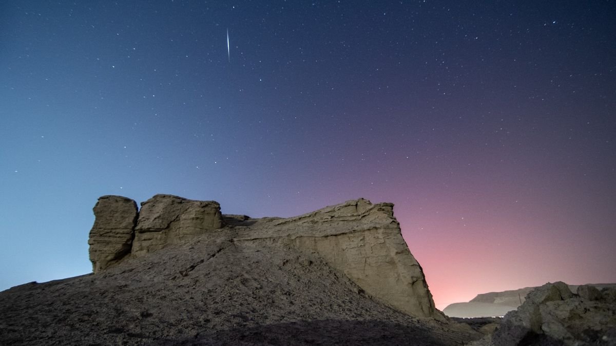 The Quadrantid meteor shower 2024 peaks tonight alongside a bright moon