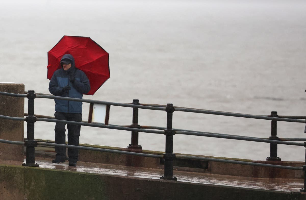 UK weather live Storm Jocelyn arrives in UK with 80mph winds amid warnings from Met Office