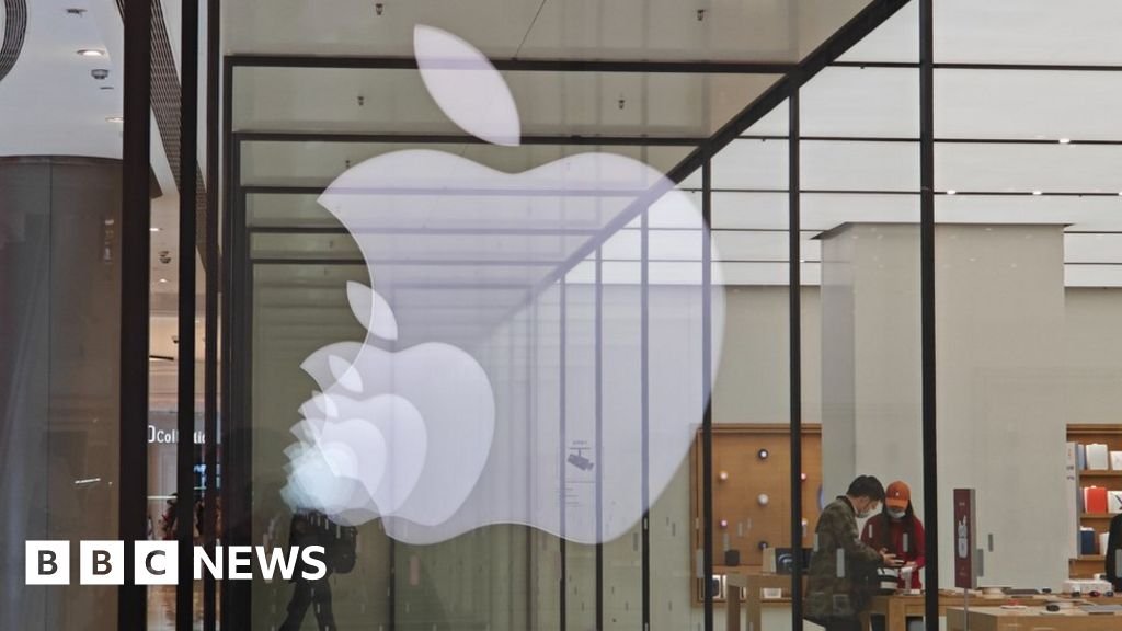 Apple unplugs electric car project reports say