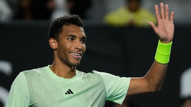 Auger-Aliassime cruises past 2nd straight French opponent to reach Montpellier semis