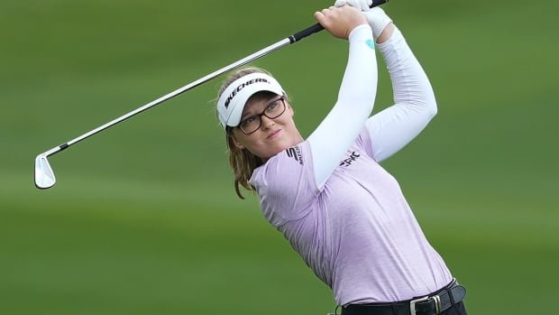 Brooke Henderson in mix at LPGA Thailand, 5 strokes behind leader after 3rd round