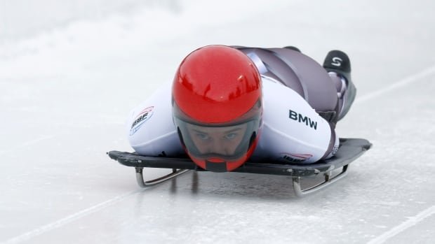 Canada’s Hallie Clarke races to lead at midway point of skeleton worlds
