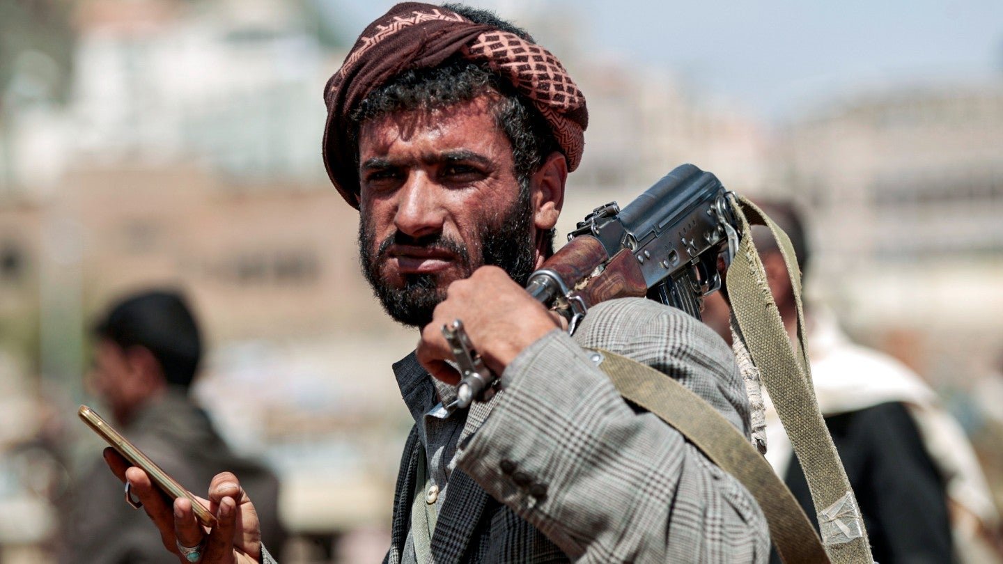 Could the Houthis sabotage international internet cables in the Red Sea