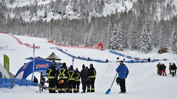 Heavy snow forces cancellation of women’s World Cup super-G at Val di Fassa