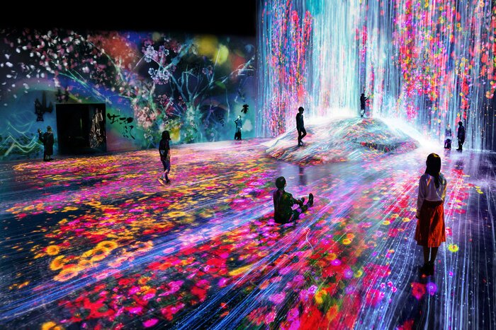 Immerse Yourself in Digital Art at the Newest teamLab Borderless in Tokyo