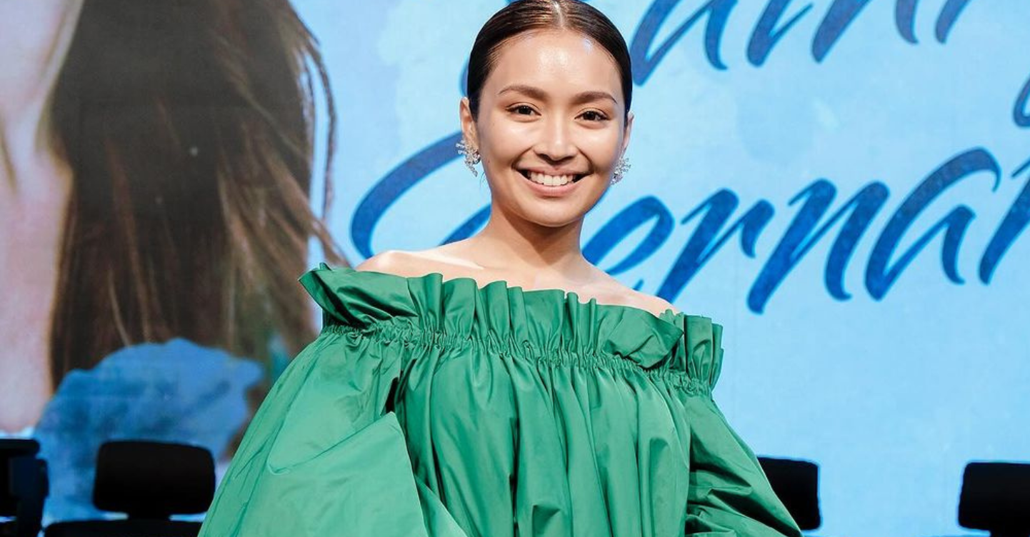 Kathryn Bernardo Gets Emotional During Contract Renewal With ABS CBN