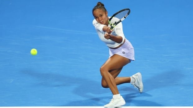 Leylah Fernandez falls in straight sets to Elena Rybakina in Qatar Open quarterfinals