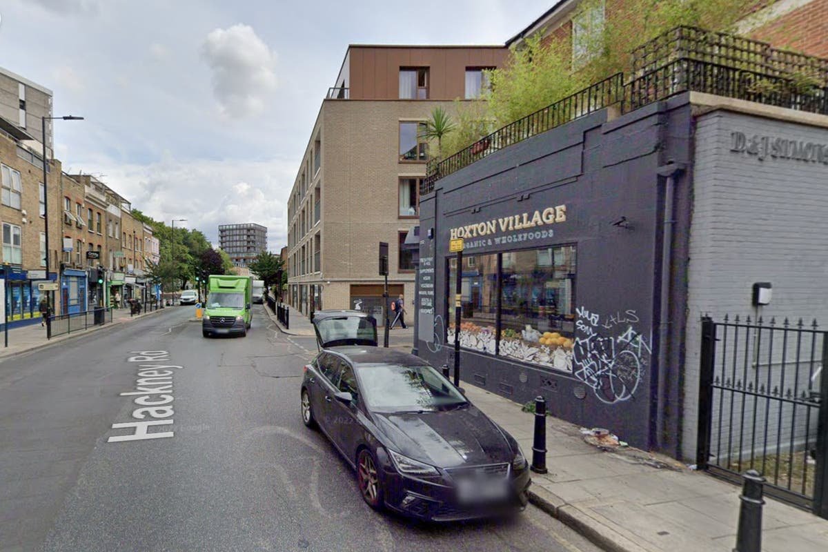 Murder investigation after teenager stabbed to death in Hackney London