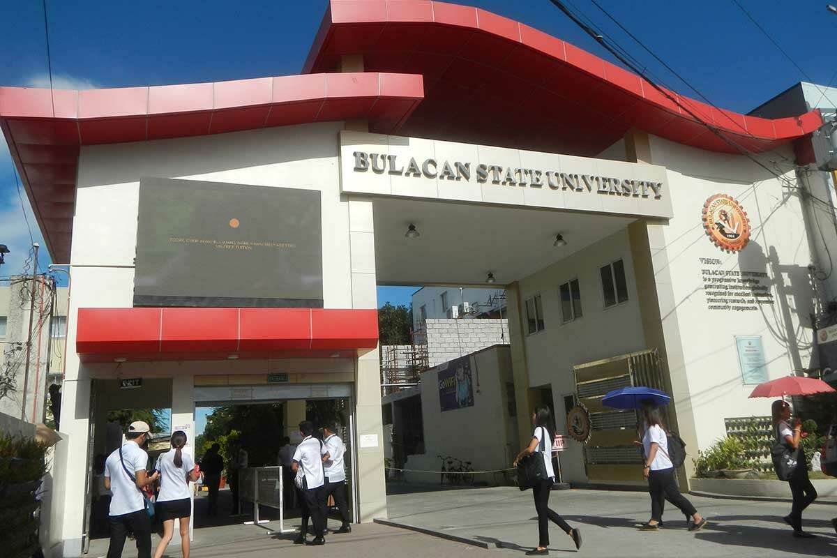 Passage Of Laws Assure New Era Of Quality Education For Bulacan State U, Three Other Schools