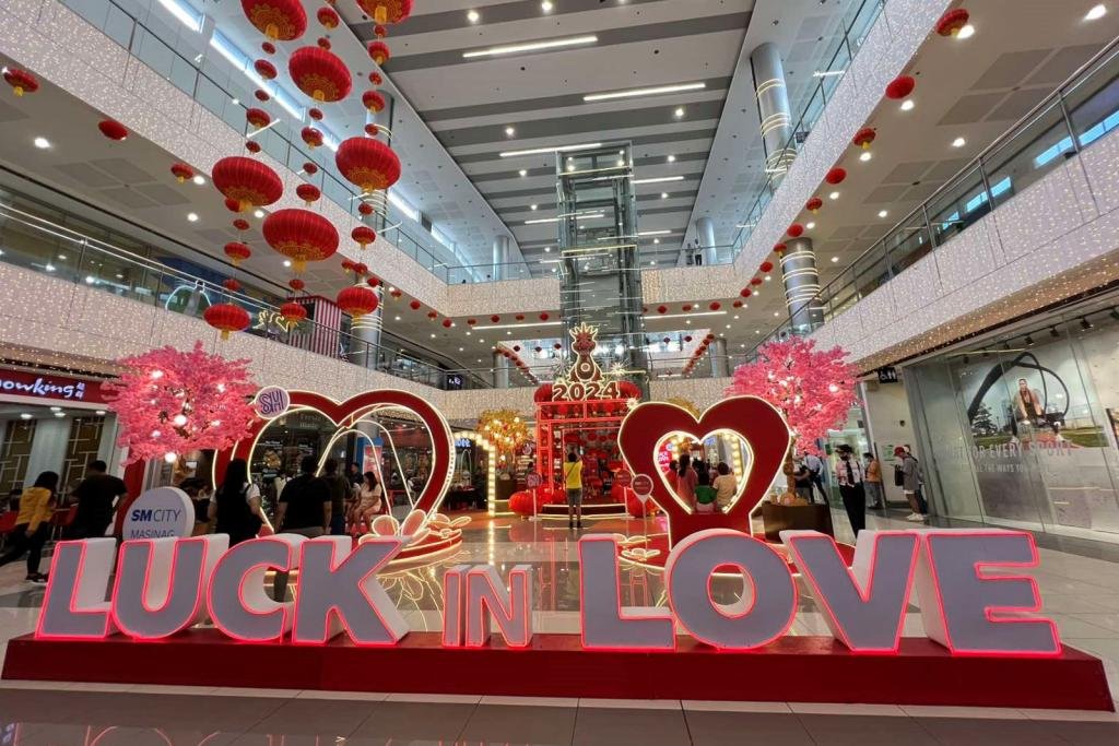 SM Supermalls: Where love finds its lucky charm