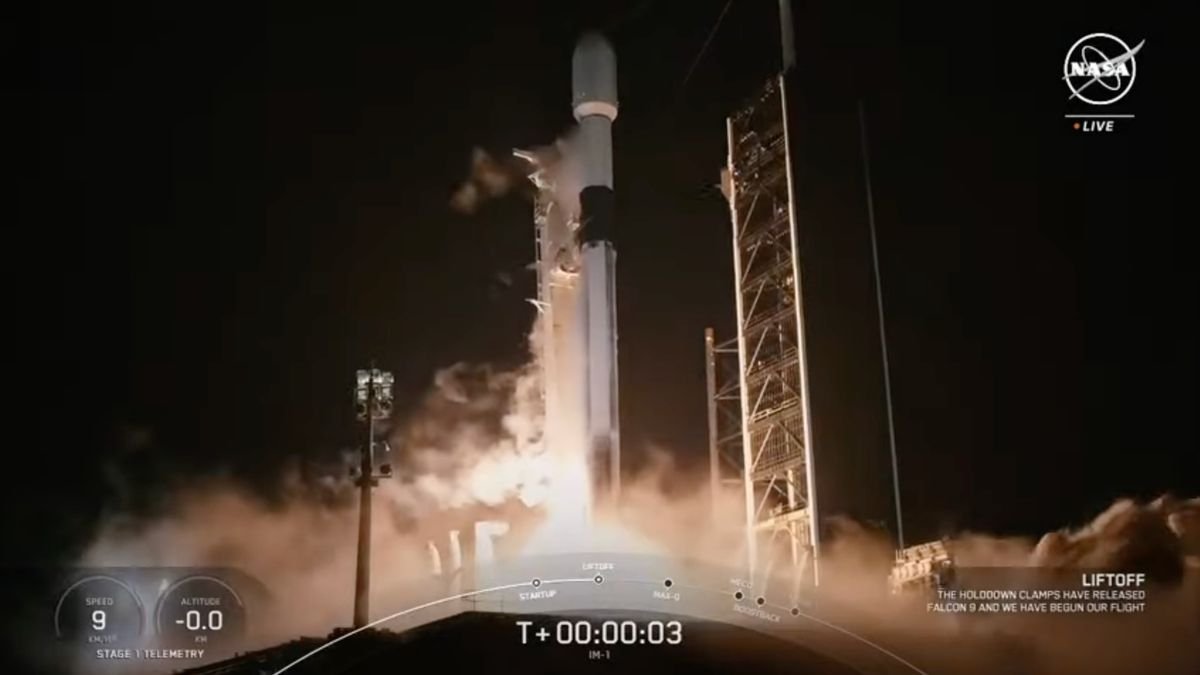 SpaceX launches private Odysseus lander on pioneering moon mission video