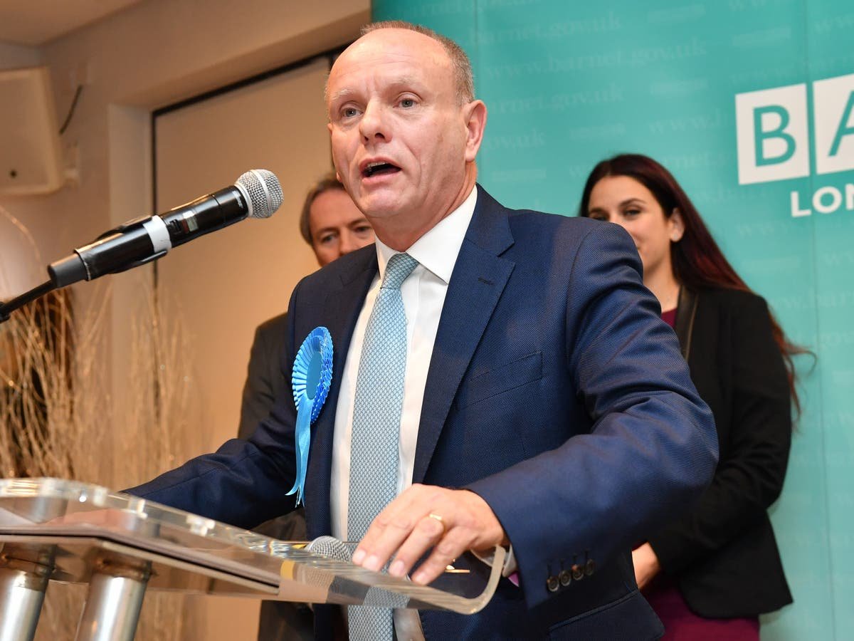 Tory minister Mike Freer to stand down as MP after death threats