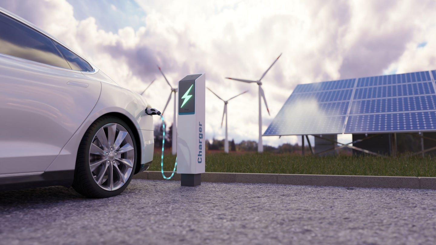 Who are the leading innovators in solar EVs for the aerospace and defense industry