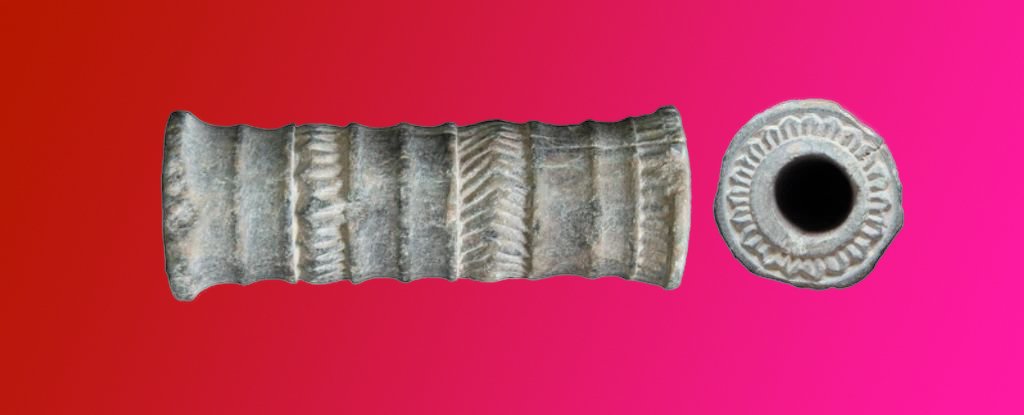 Archaeologists Uncover Ancient Tube of Lipstick From 4,000 Years Ago : ScienceAlert