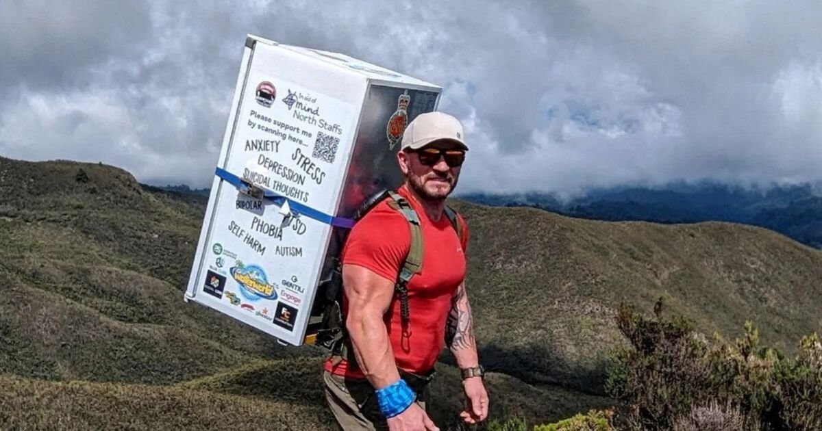 Brit becomes first person to climb Mount Kilimanjaro carrying a 30kg FRIDGE | World | News