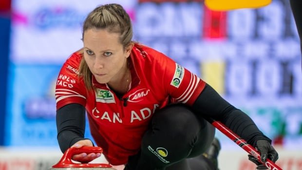 Canada’s Homan takes down Scotland to clinch top seed at women’s curling worlds
