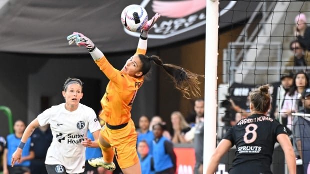Canada’s Lysianne Proulx earns shutout in NWSL debut as Bay FC wins inaugural game