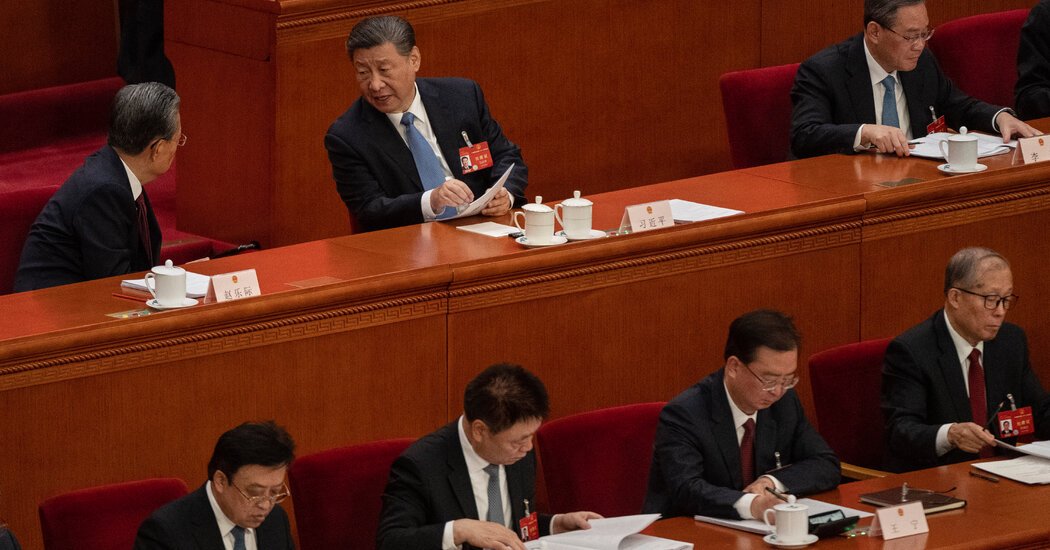 China’s Growth Slows but Xi Jinping Keeps to His Vision
