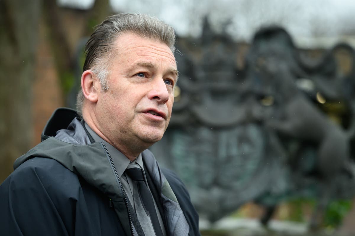 Chris Packham branded ‘irresponsible’ by No 10 for defending protests at MPs’ houses