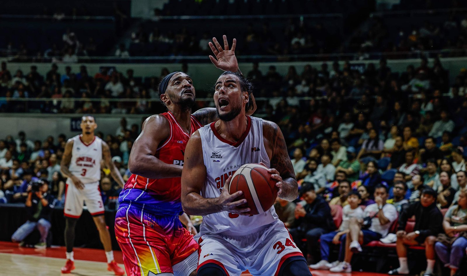 Ginebra banks on strong third to dispatch Phoenix