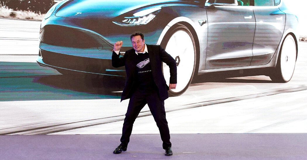 How Elon Musk Became Kind of Pro China