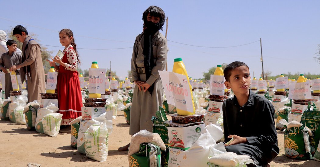 In Yemen Conflict and Hunger Stalk a Lean Ramadan