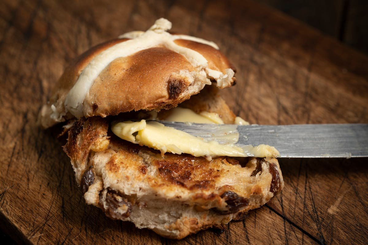 Marks Spencer issues toaster warning over Easter hot cross buns