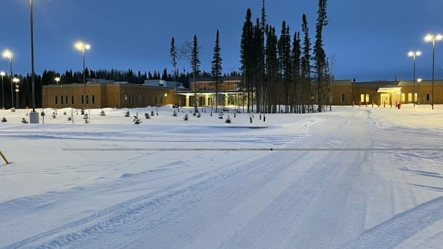 Nurse shortage forces northern Manitoba First Nation to declare state of emergency