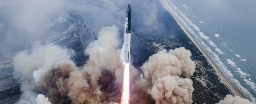 SpaceXs Giant Starship Rocket Destroyed in Crash After Orbital Breakthrough ScienceAlert