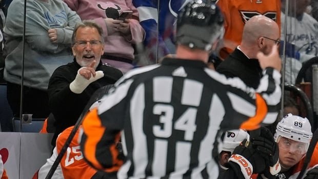 Tortorella suspended 2 games, fined for refusing to leave Flyers bench after game misconduct