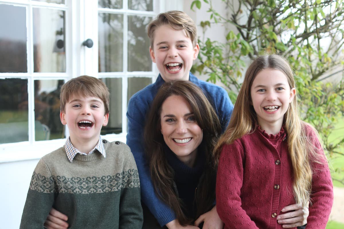Why photo agencies pulled Kate Middletons mothers day photo