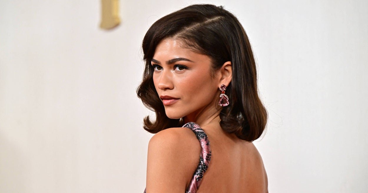 Zendayas Oscars Look Is The Epitome Of Old Hollywood Glam