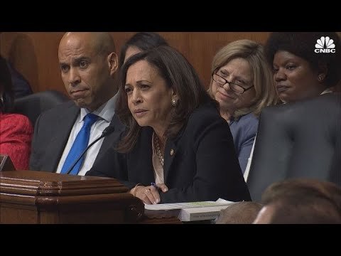 Kamala Harris grills AG Barr during Senate hearing