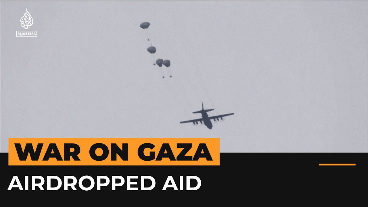 Palestinians scramble for airdropped aid in Gaza | Al Jazeera Newsfeed
