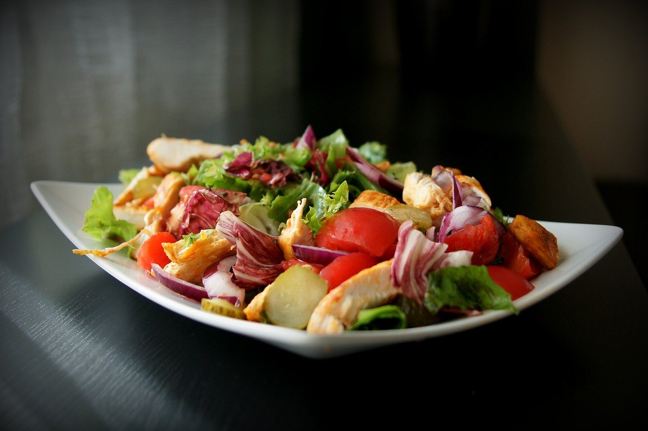 salad healthy food tomato 1264107jpg