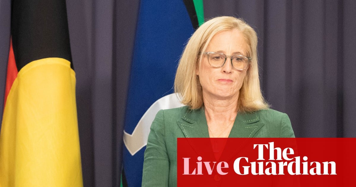 Australia news live politicians face losing pay for poor behaviour committee with three Labor senators criticises deportation bill | Australian politics