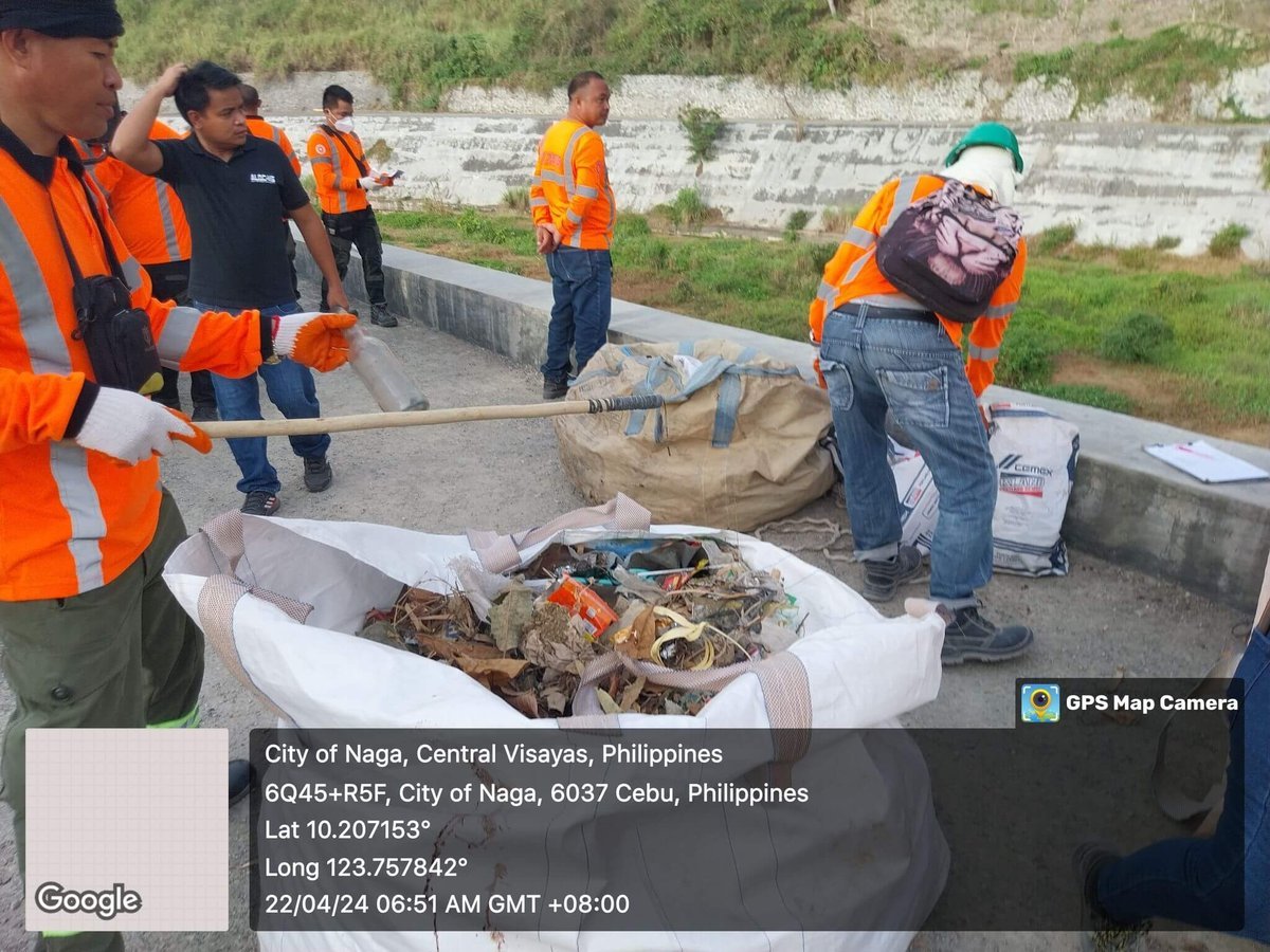 Central Visayas mining companies collect 3000 kilos of trash on Earth Day