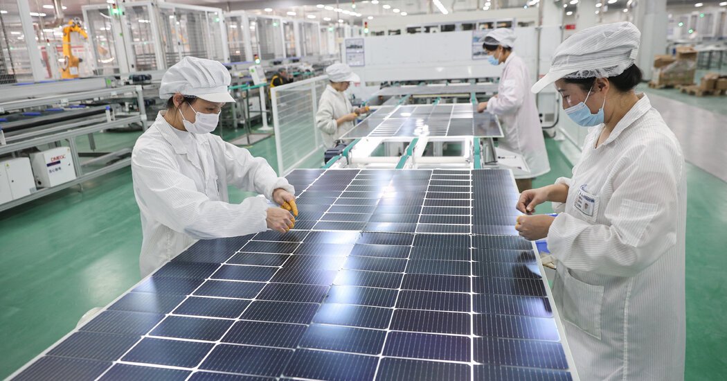 Chinese Export Surge Clouds US Hopes of a Domestic Solar Boom