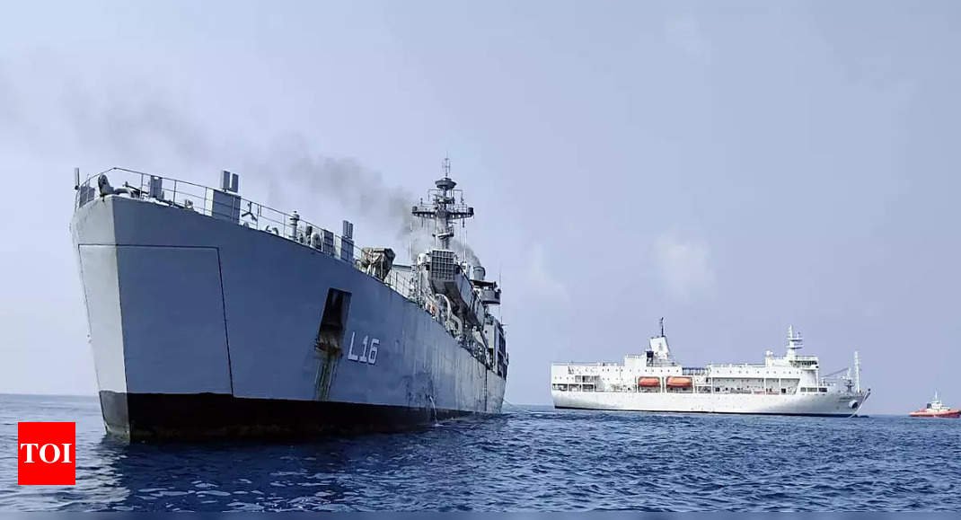 Chinese marine research ship back in Maldives waters