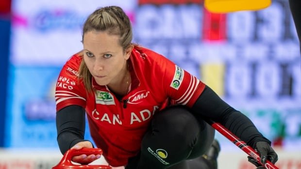 Curling world champion Rachel Homan stays perfect at Players’ Championship