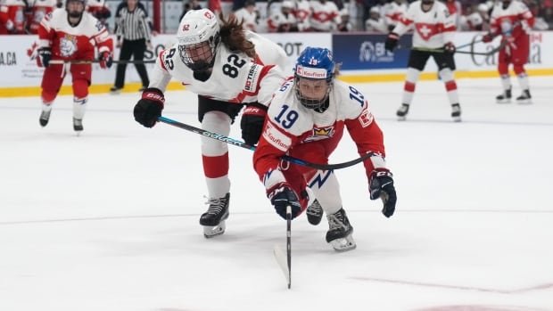 Czechs wrap up 3rd place in Group A with rout of Swiss at women’s hockey worlds