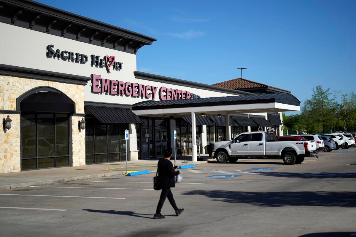 Emergency rooms refused to treat pregnant women leaving one to miscarry in a lobby restroom